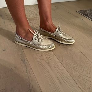 METALLIC SPERRY SHOES